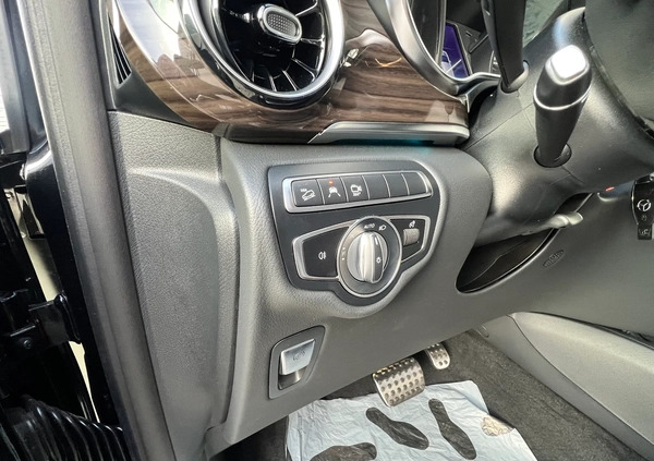 Mercedes-Benz Klasa V cena 399000 przebieg: 20, rok produkcji 2023 z Skarszewy małe 704